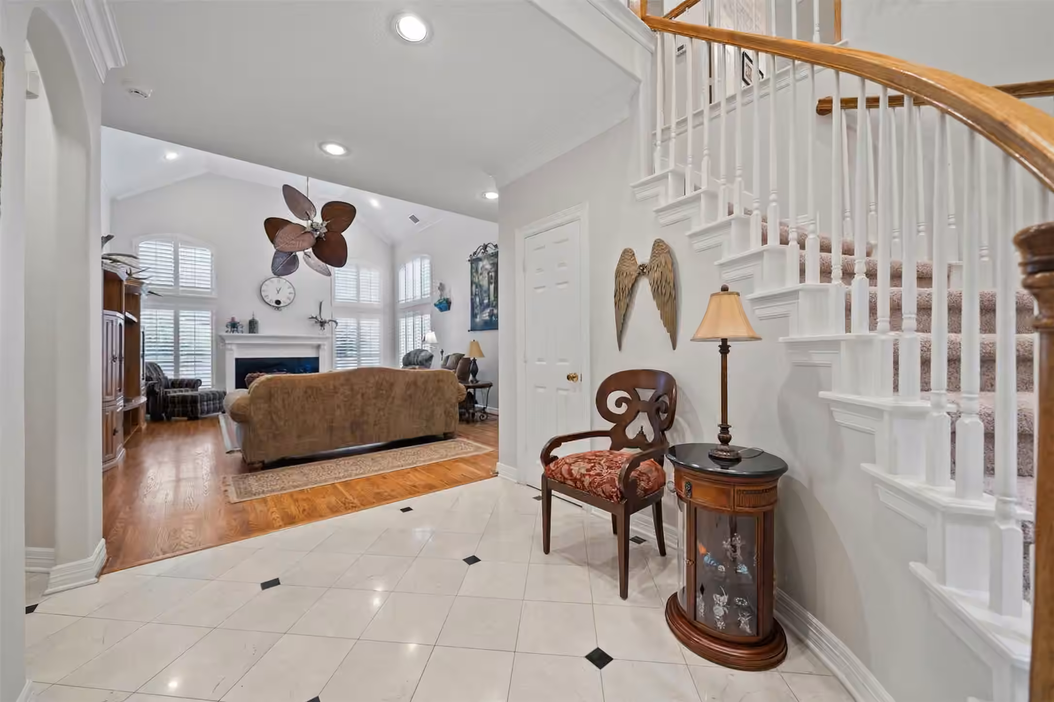 Photo 5 of 6 Epernay Place, Houston, TX