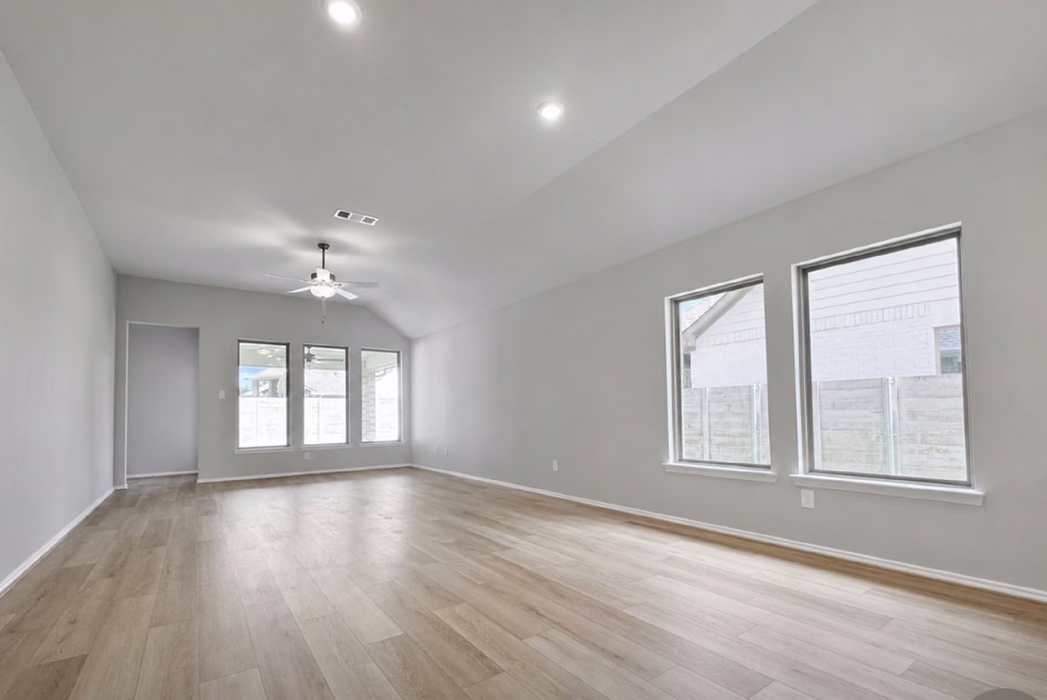 Photo 3 of 9383 Cordial Circle, Montgomery, TX