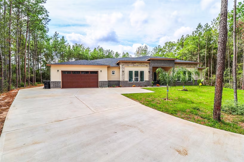 Photo of 7522 Saddle Blanket Drive, Waller, TX 77484
