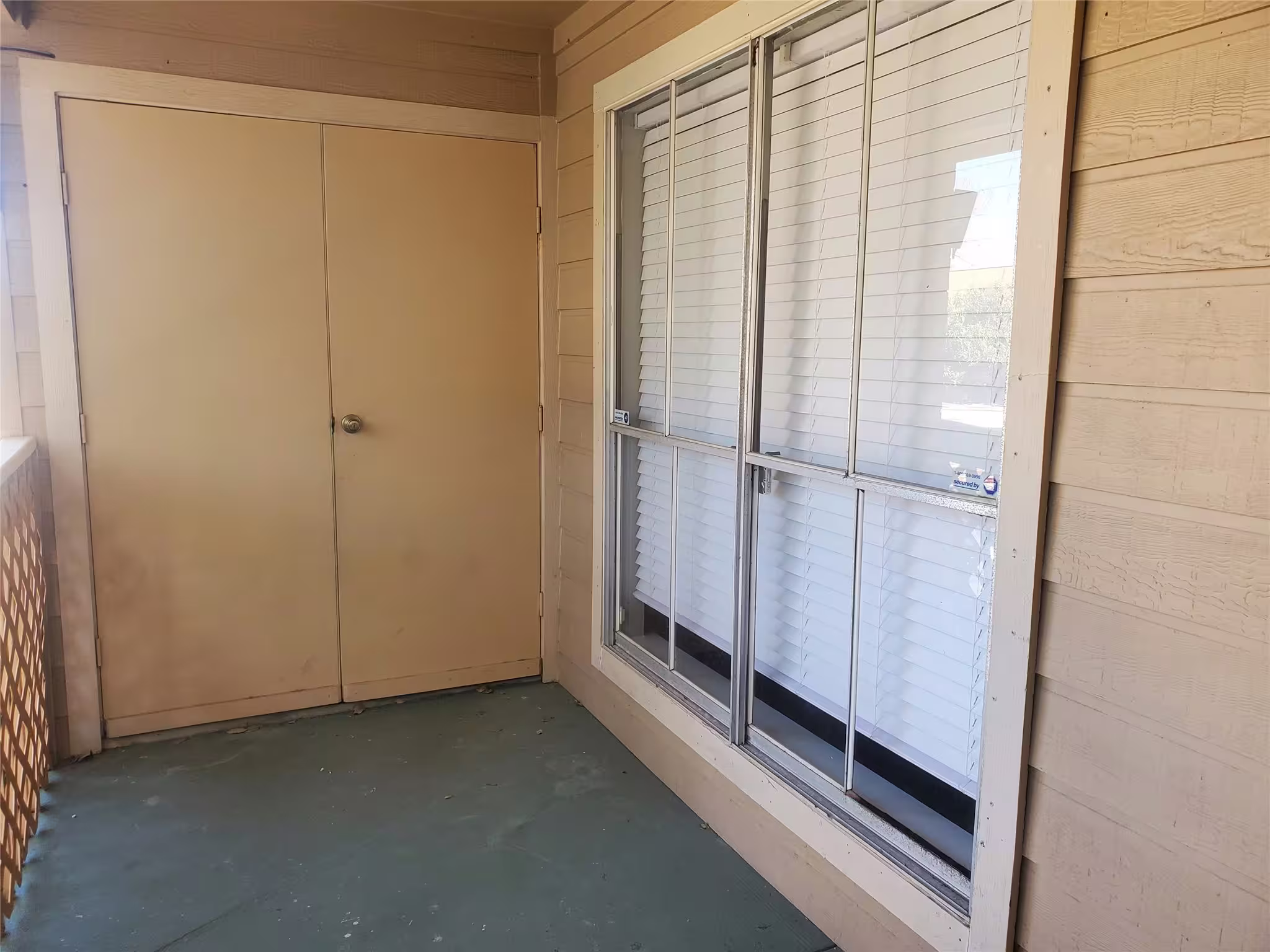 Photo 2 of 1505 Ward Road 218, Baytown, TX