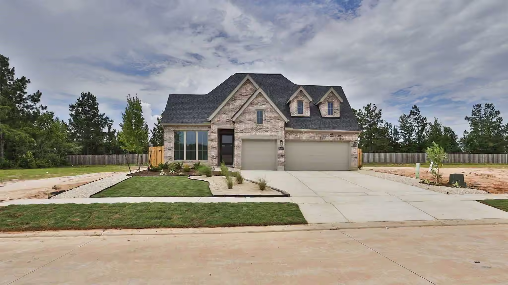 Photo of 41462 Threadgill Way, Montgomery, TX