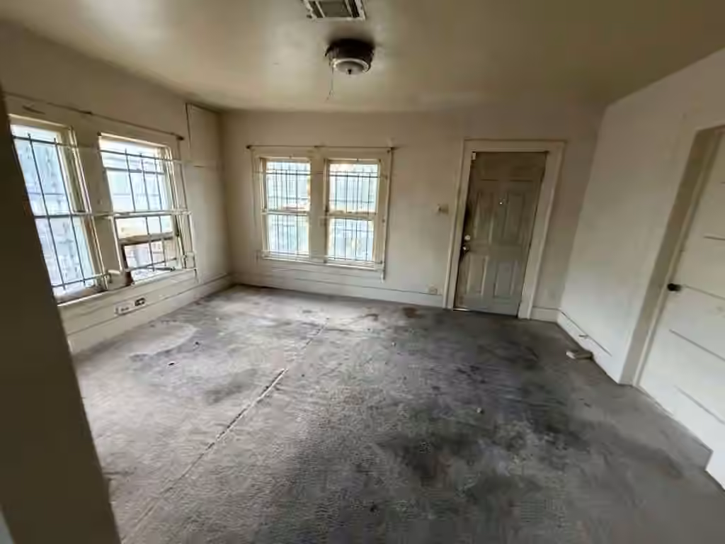 Photo 3 of 2805 Brackenridge Street, Houston, TX