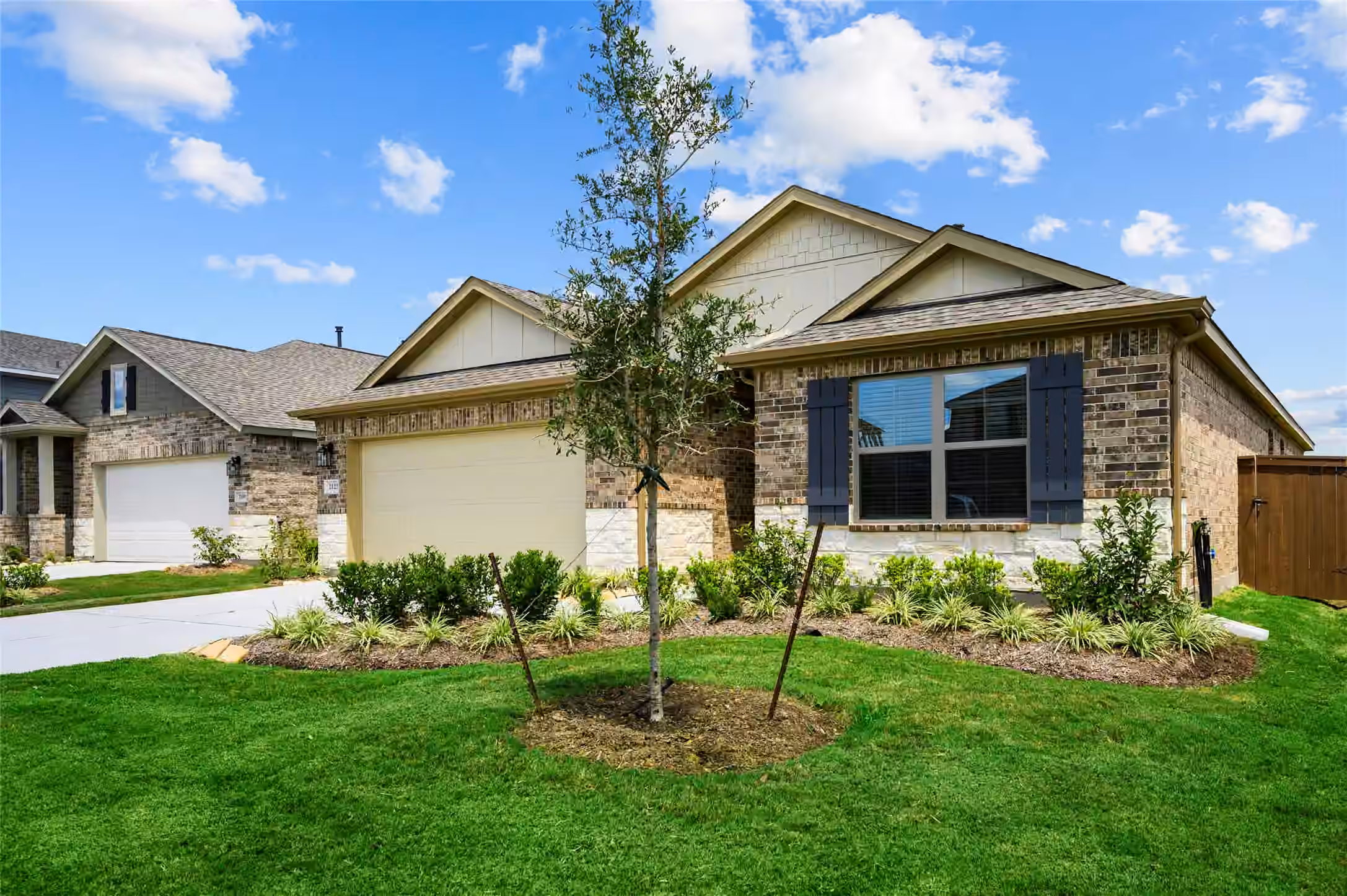 Photo 4 of 2123 Levant Lane, Baytown, TX
