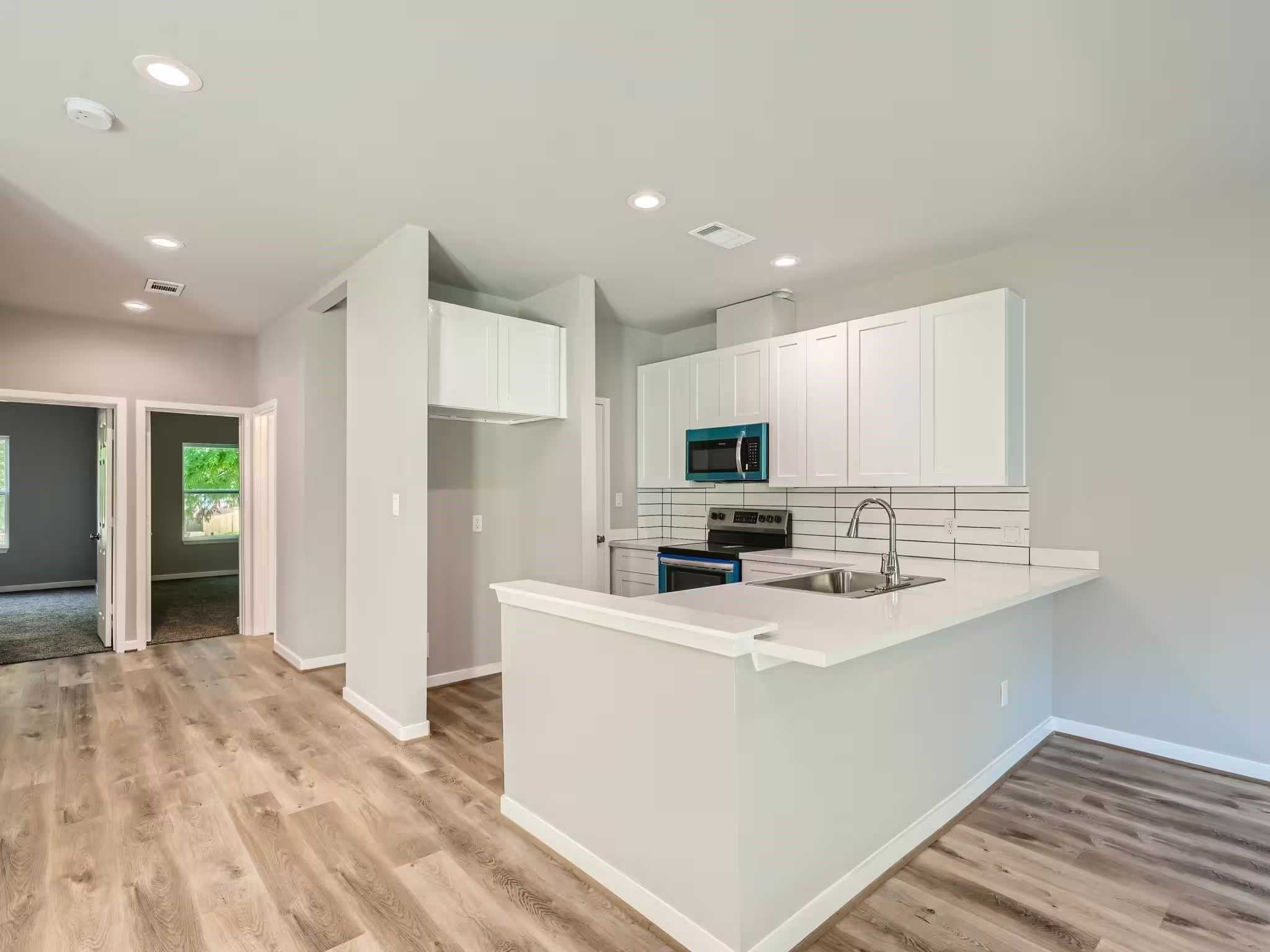 Photo 4 of 12565 Melville Drive 311, Montgomery, TX