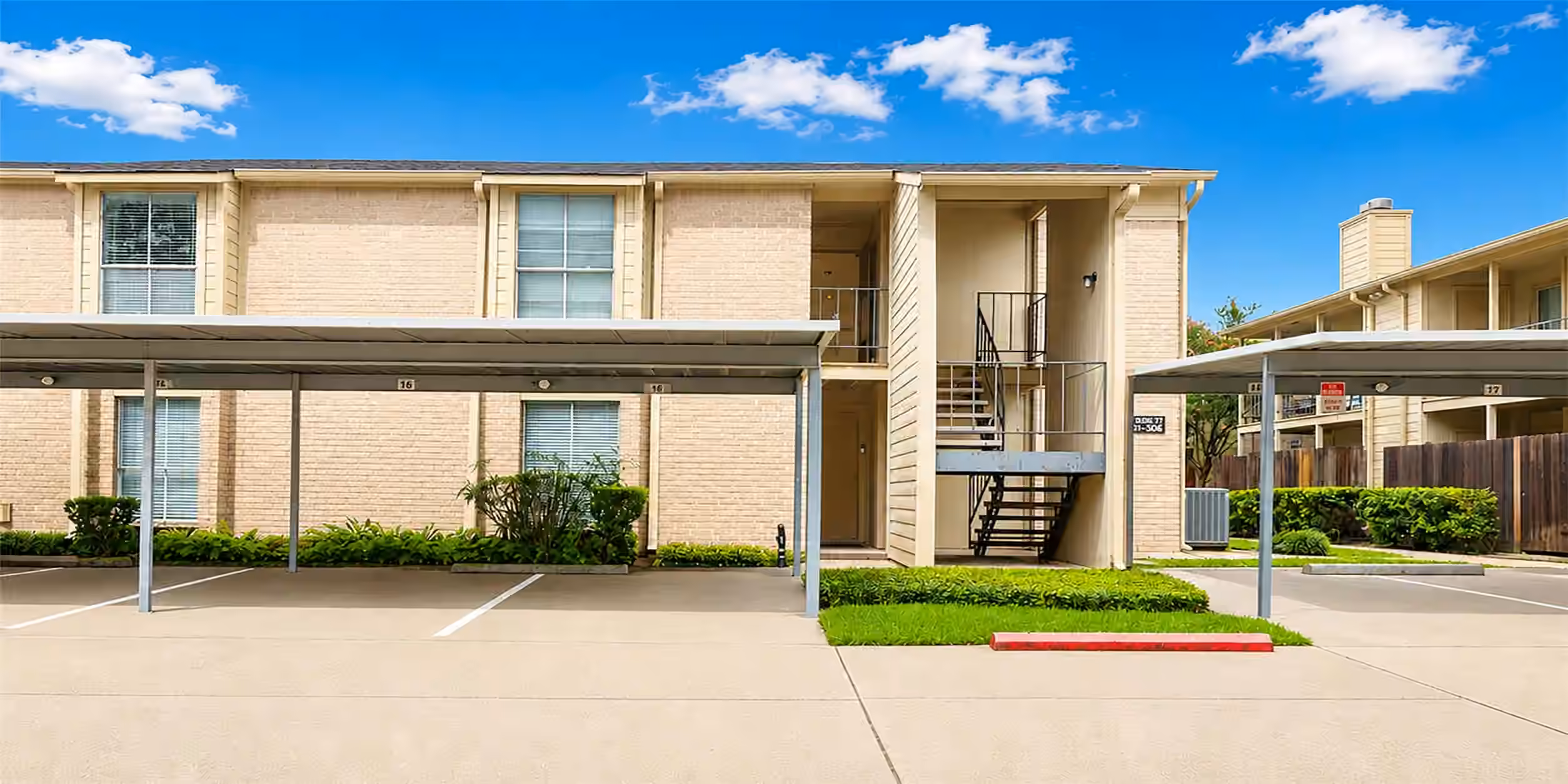 Photo 2 of 700 Thicket Lane 306, Houston, TX