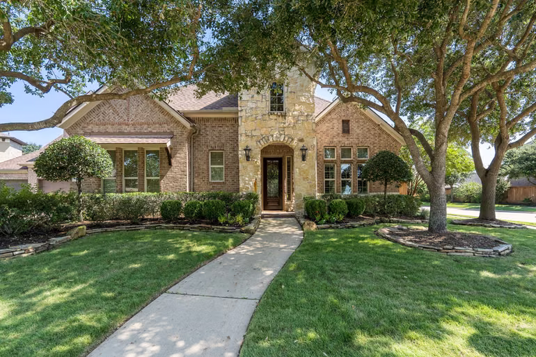Photo 3 of 17918 Lake Nocona Court, Cypress, TX