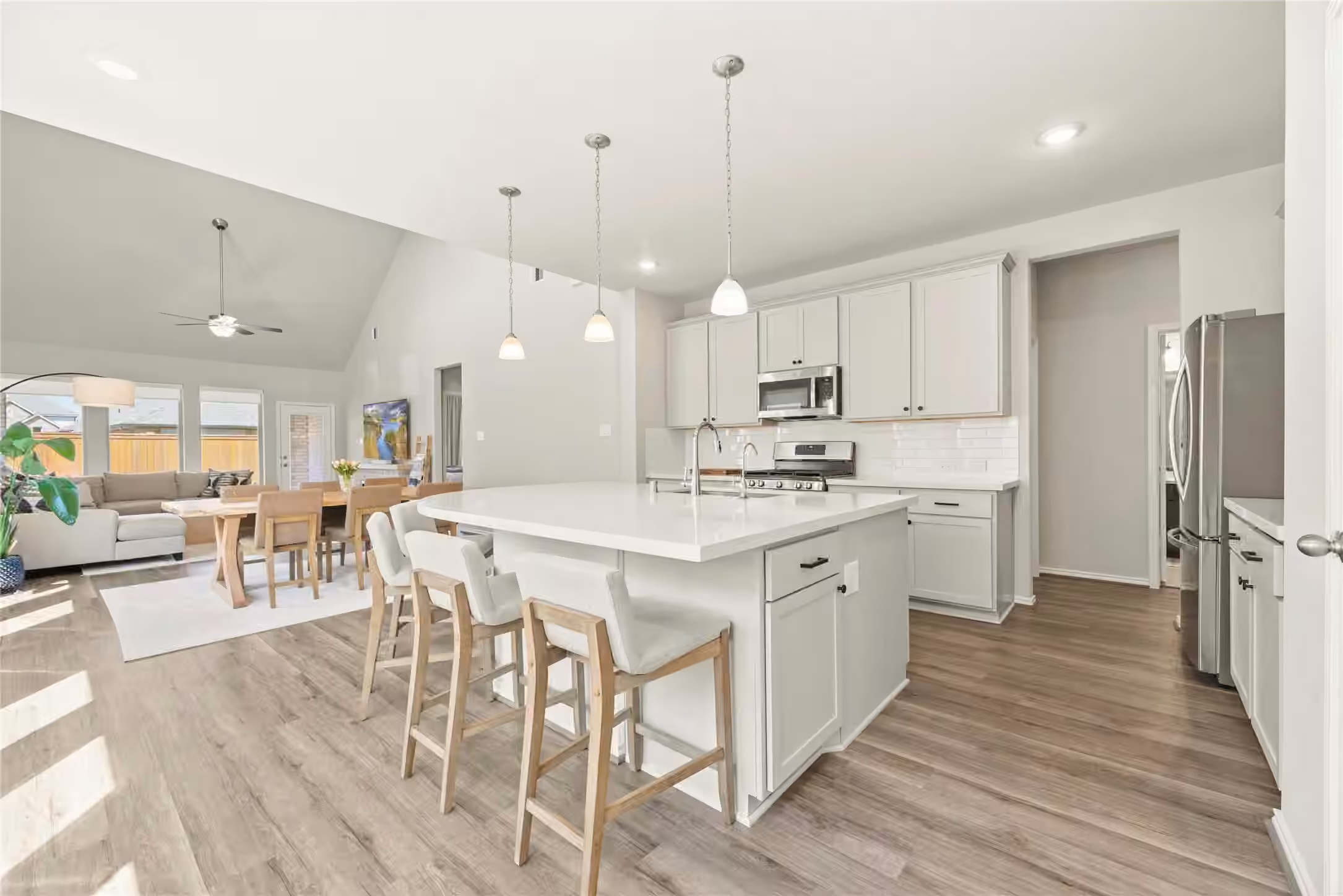Photo 4 of 12914 Catfish River Court, Cypress, TX