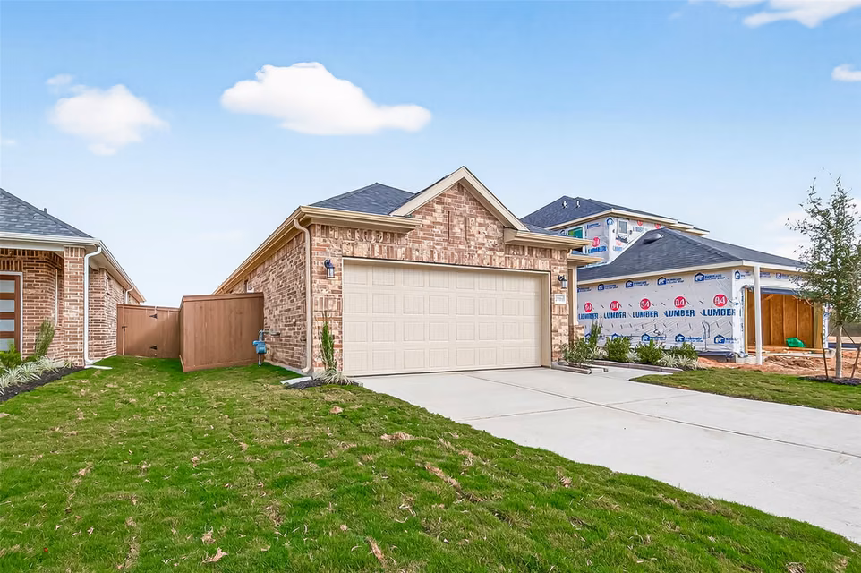 Photo 4 of 2902 Wind Cave Lane, Iowa Colony, TX
