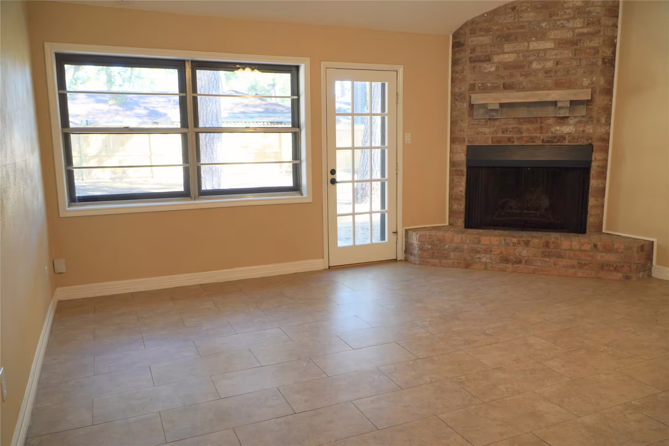 Photo 5 of 25314 Hickory Valley Lane, Spring, TX