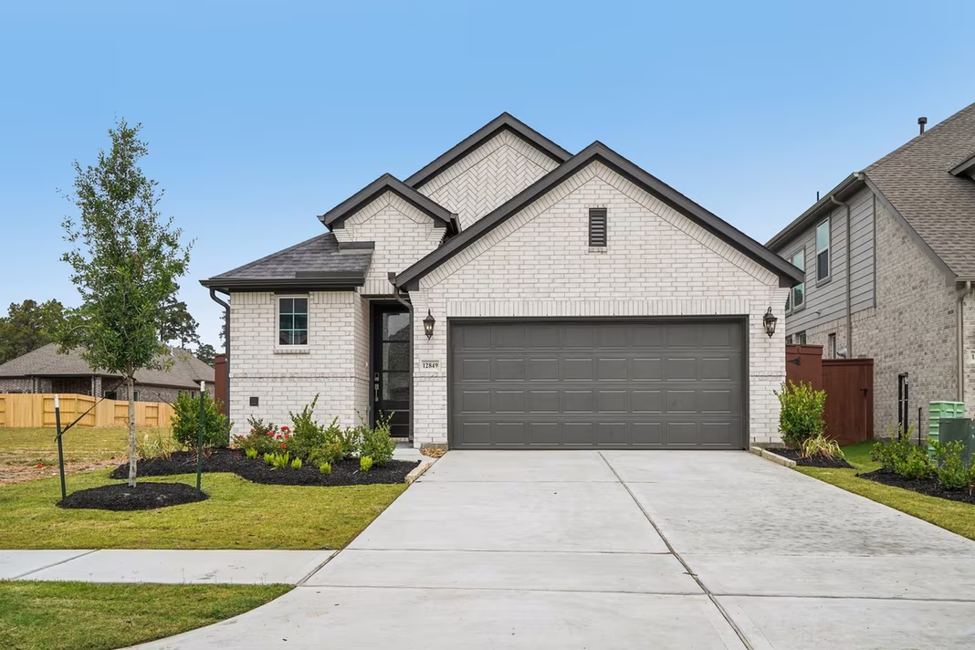 Photo of 12849 Meadow Wind Way, Conroe, TX 77302