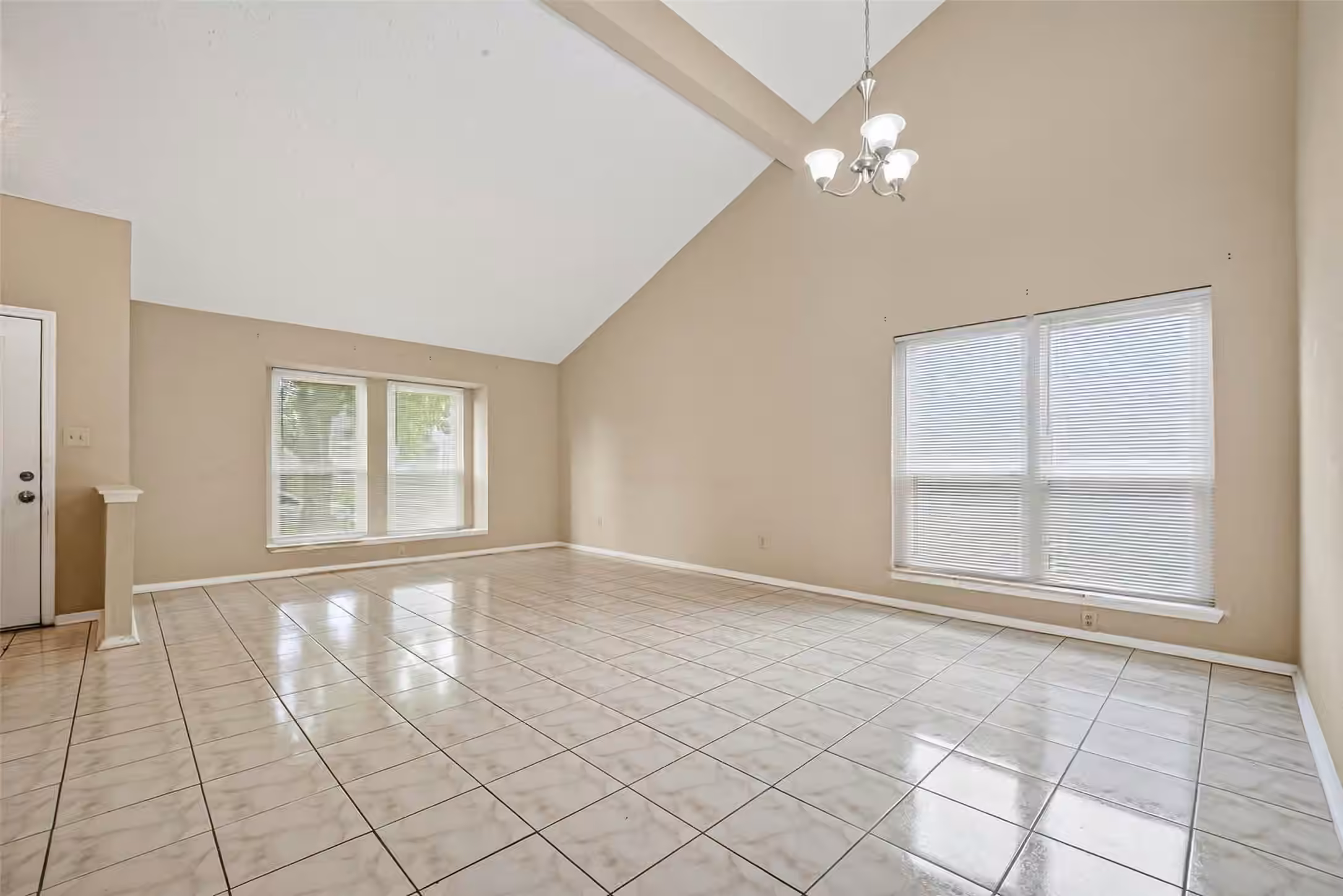 Photo 4 of 13606 Pecan Oak Drive, Houston, TX