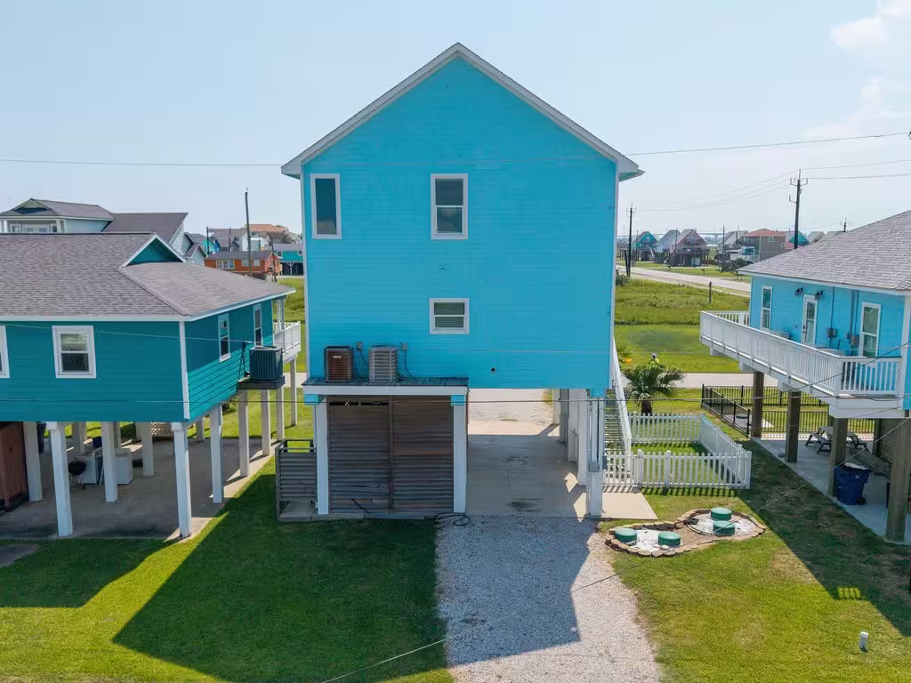 Photo 6 of 128 Mar Vista Court, Surfside Beach, TX