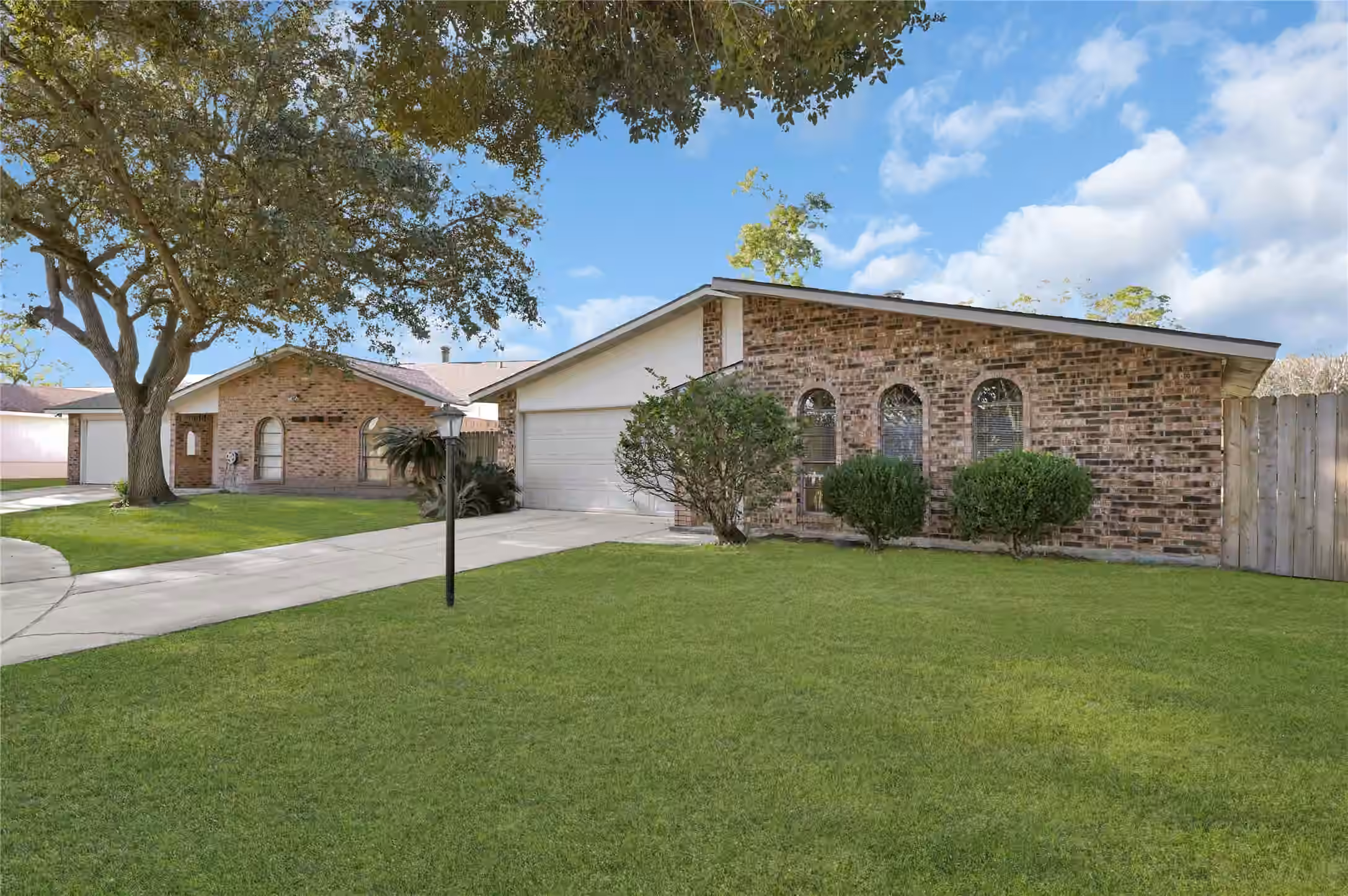 Photo 2 of 15802 Ironfork Drive, Houston, TX
