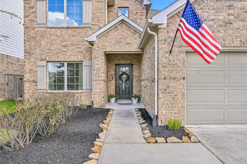 Photo of 13711 Saxon Cliff Lane, Rosharon, TX 77583