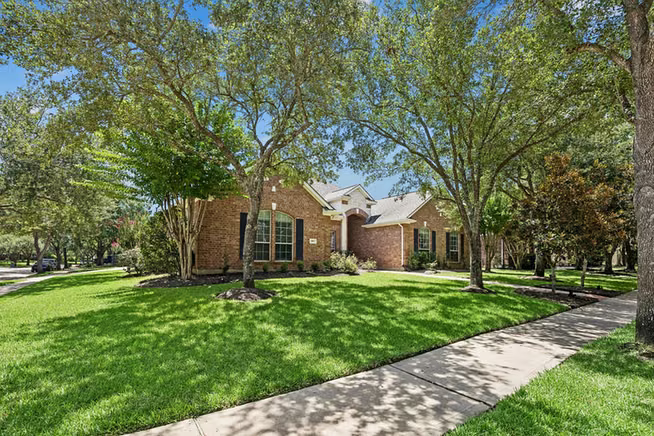 Photo 7 of 1007 Longdraw Drive, Katy, TX