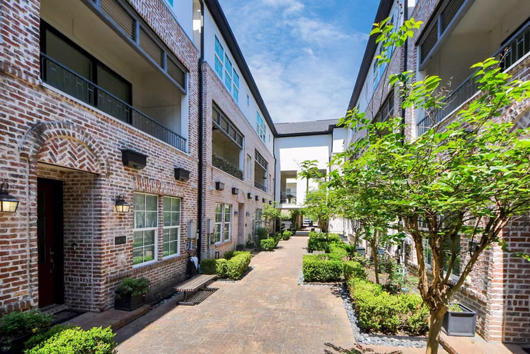Photo of 6072 Kansas Street, Houston, TX