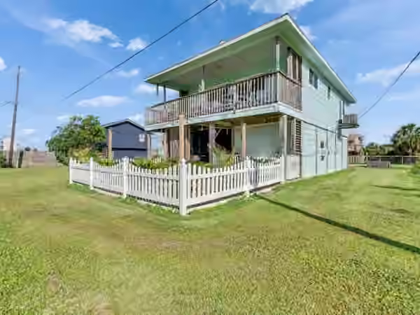 Photo of 16531 Lewis Scott Road, Jamaica Beach, TX 77554