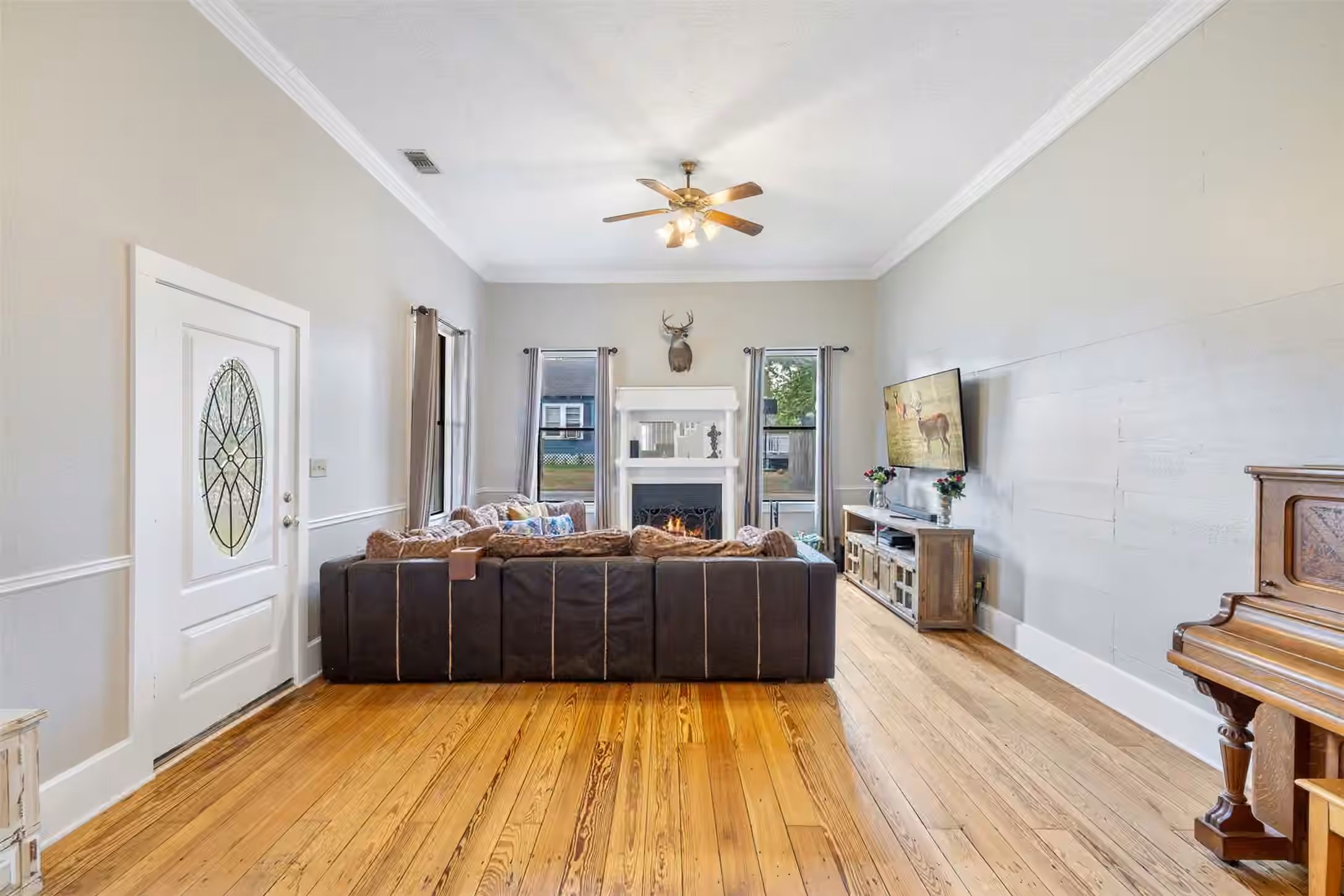 Photo 7 of 222 N Harris Street, Bellville, TX