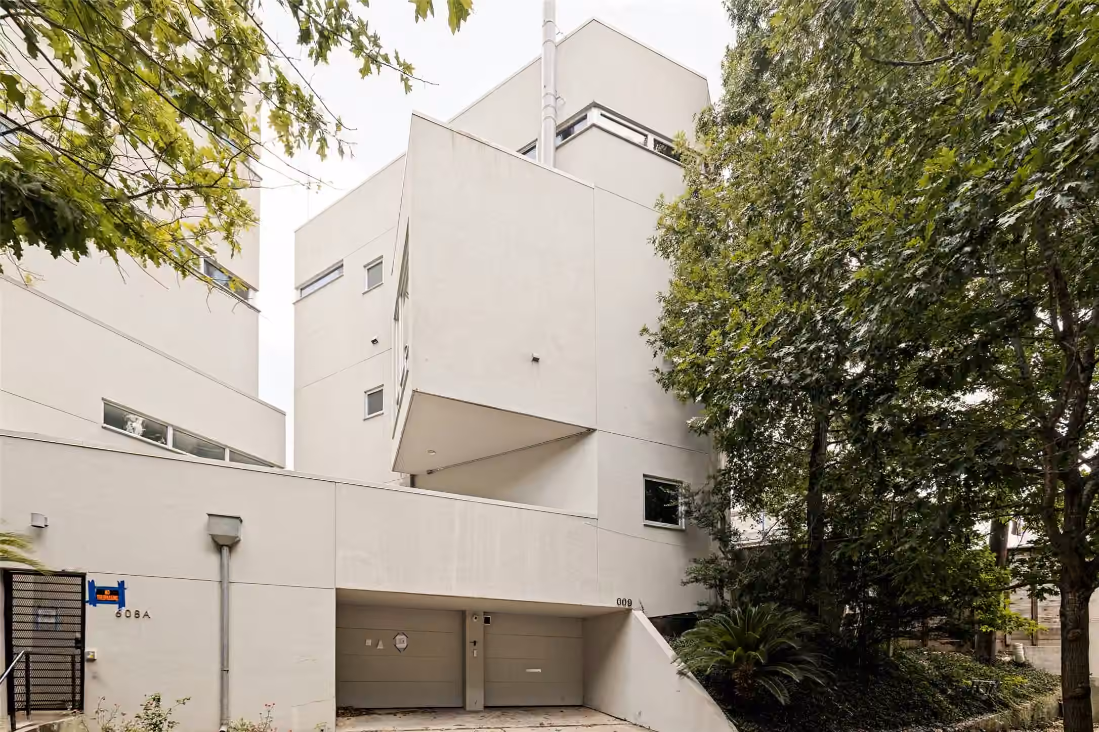 Photo of 608 Stanford Street A, Houston, TX 77019