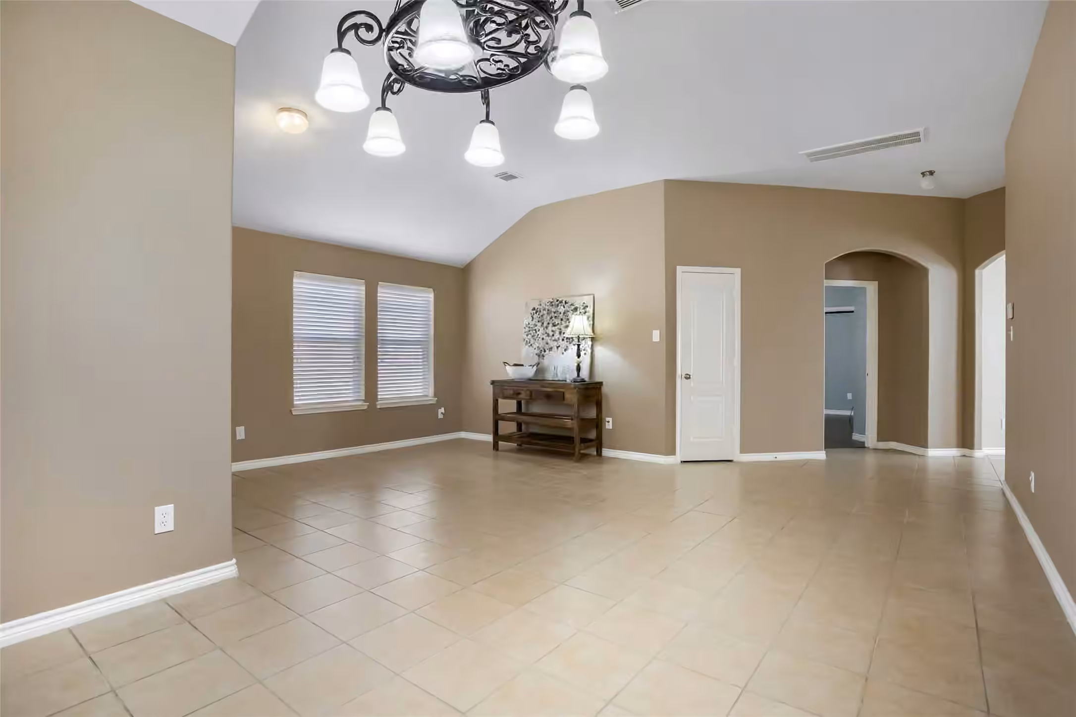 Photo 7 of 7819 Summerdale Drive, Rosenberg, TX