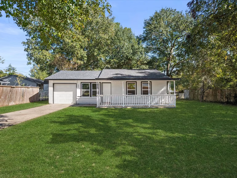 Photo of 506 Worsham Street, Montgomery, TX
