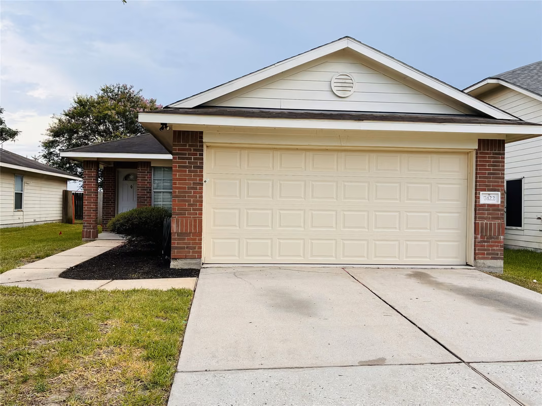 Photo 2 of 7422 Secretariat Ridge Drive, Humble, TX