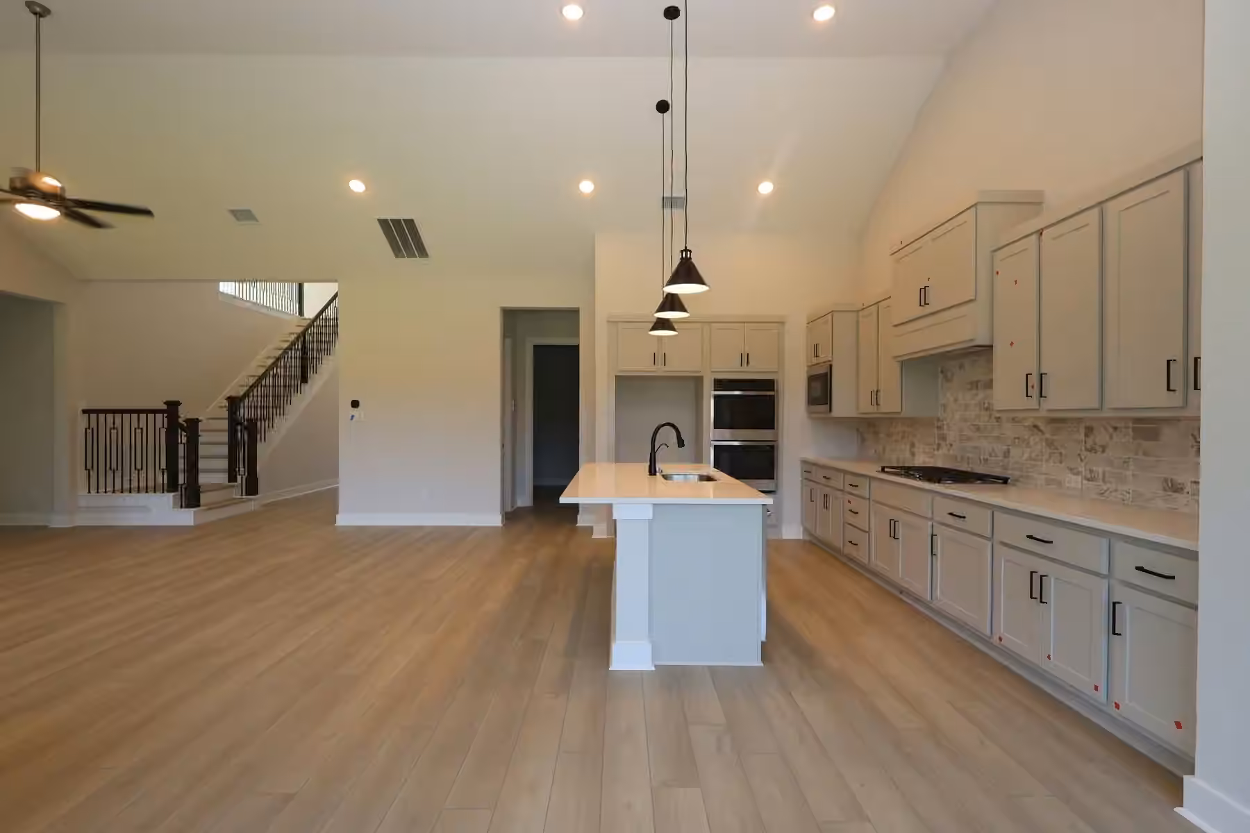 Photo 3 of 14327 Moonlit Creek Court, Montgomery, TX