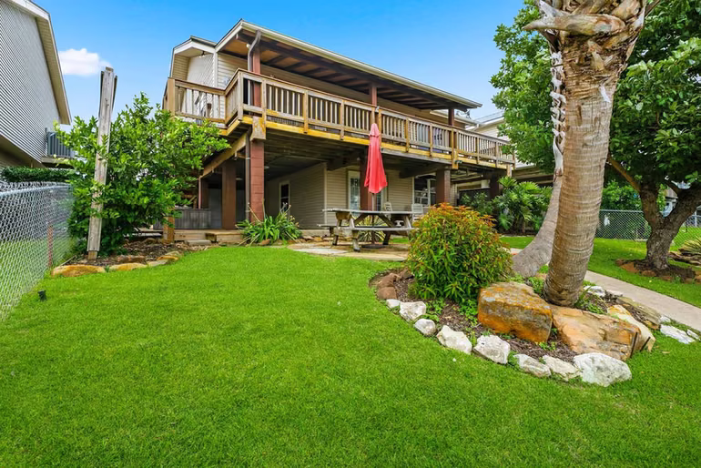 Photo of 23 N Sandpiper Street, La Marque, TX 77568