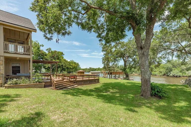Photo 7 of 2170 County Road 506, Brazoria, TX