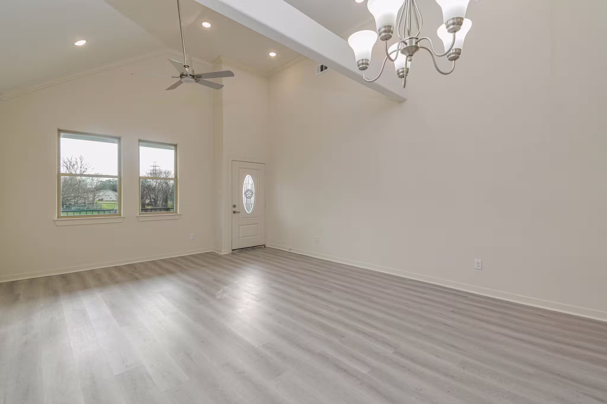 Photo 4 of 316 6th Street, Rosenberg, TX