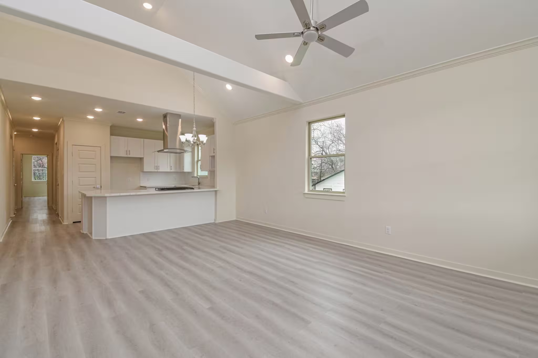 Photo 5 of 316 6th Street, Rosenberg, TX