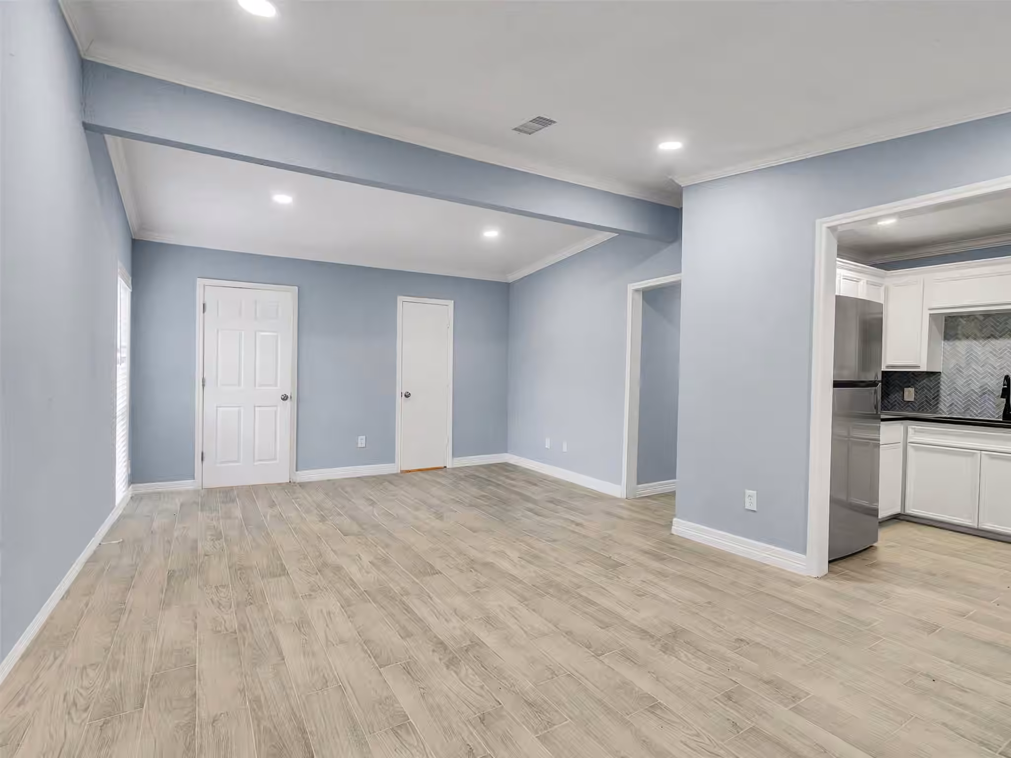 Photo 4 of 4418 Dacca Drive, Houston, TX