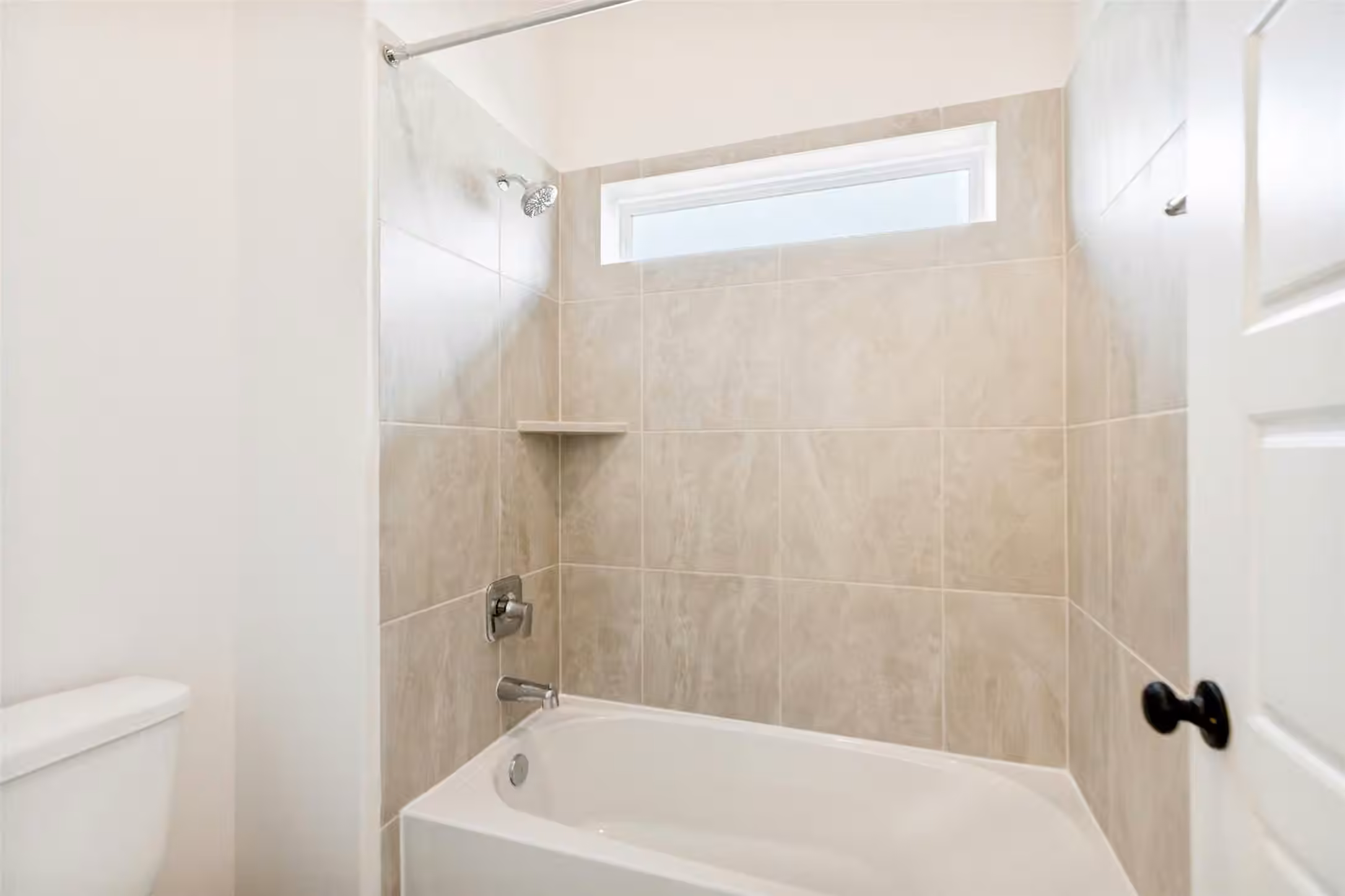 Photo 7 of 2802 Caspian Creek Lane, Iowa Colony, TX