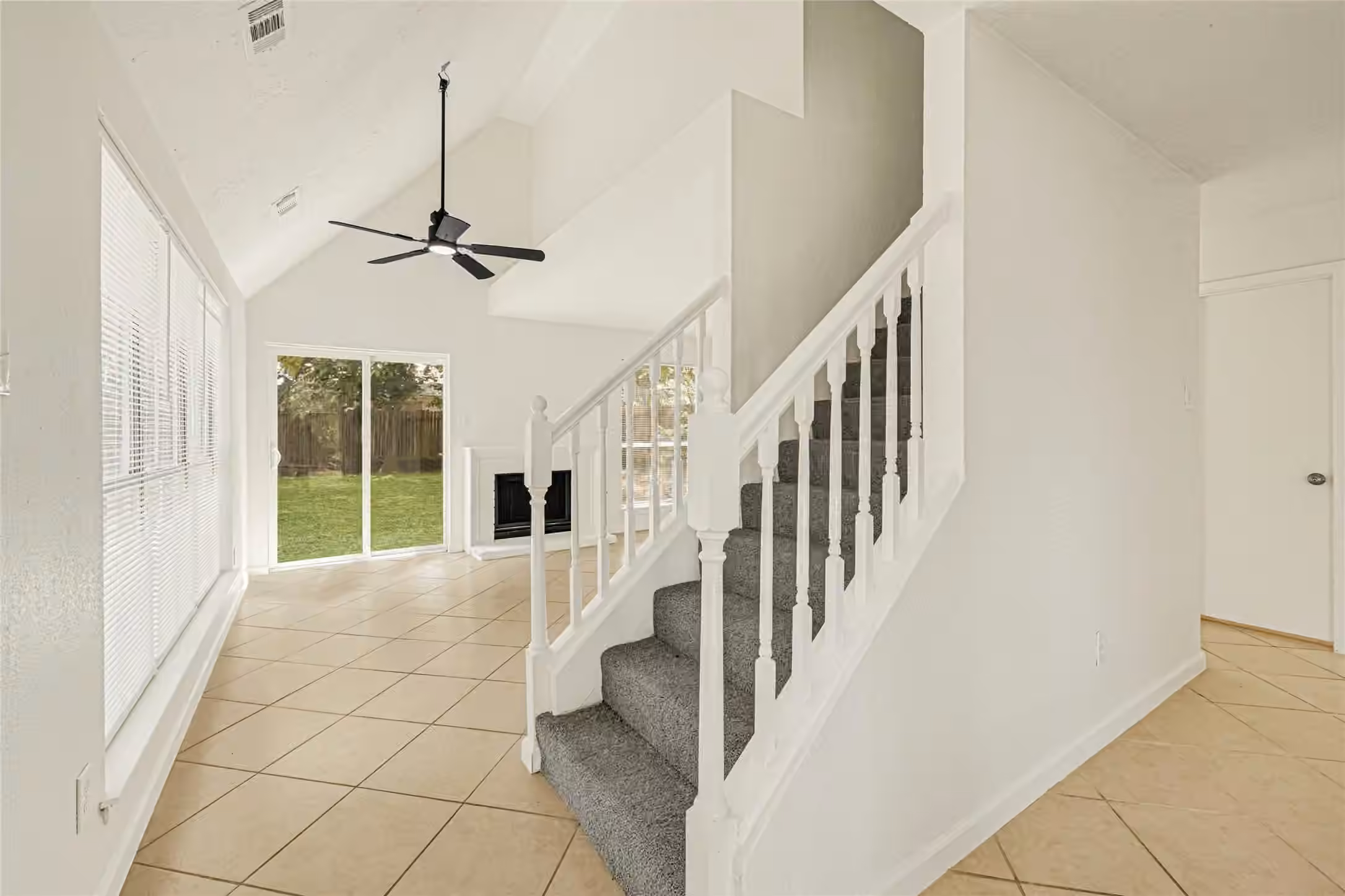 Photo 4 of 17607 Northfalk Drive, Houston, TX