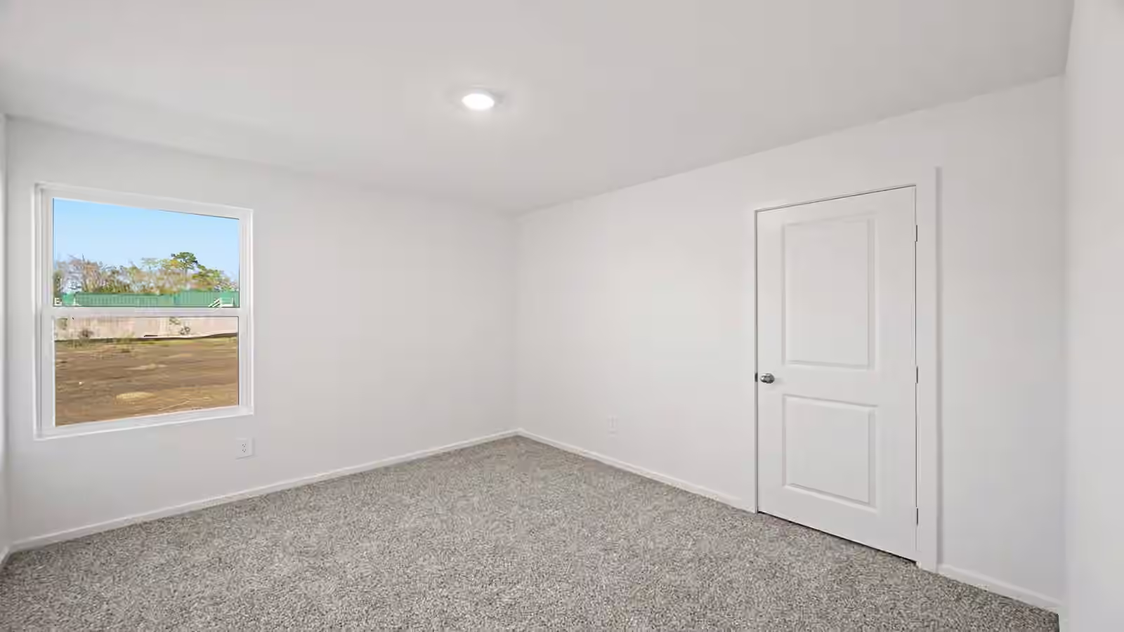 Photo 5 of 2708 Alamonte Drive, Sealy, TX