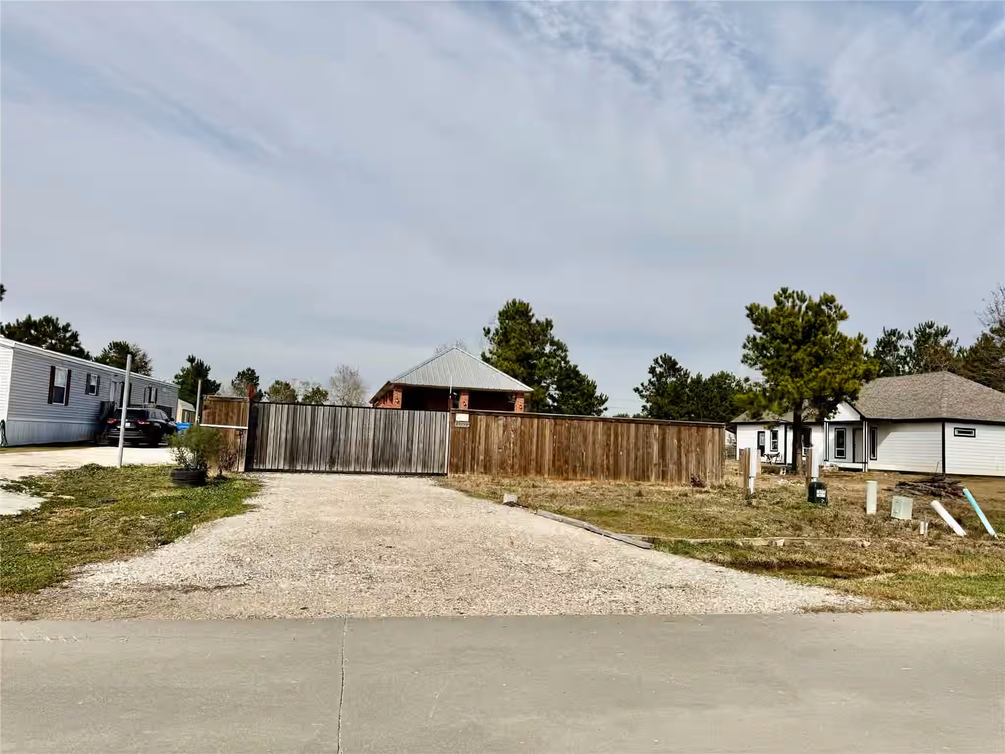 Photo 2 of 1839 Road 5502, Cleveland, TX