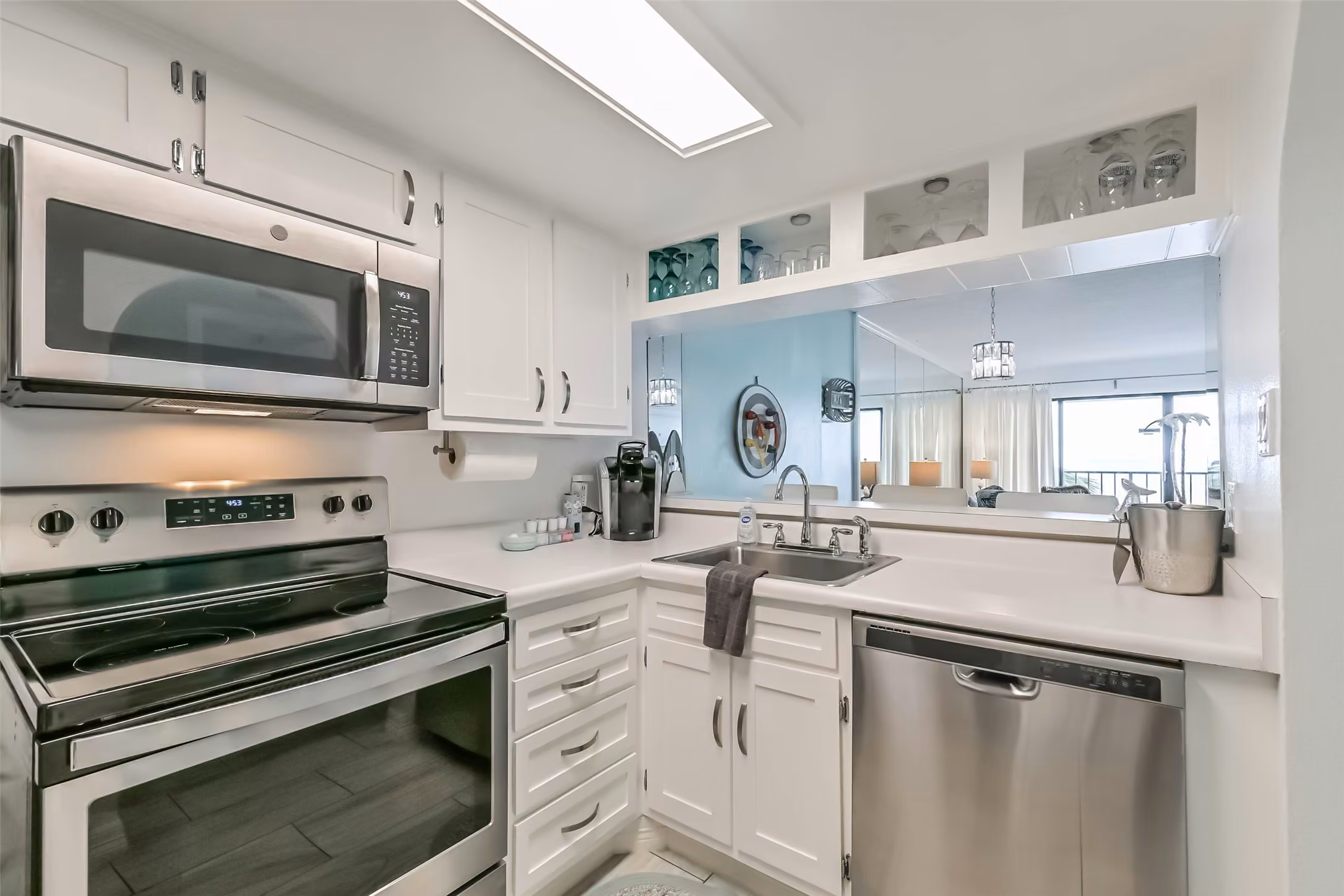 Photo 6 of 7310 Seawall Boulevard 404, Galveston, TX