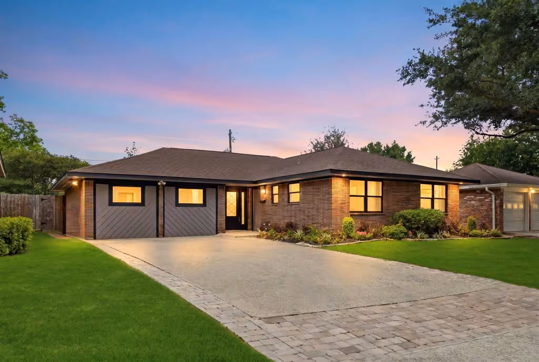 Photo 3 of 5714 Nina Lee Lane, Houston, TX