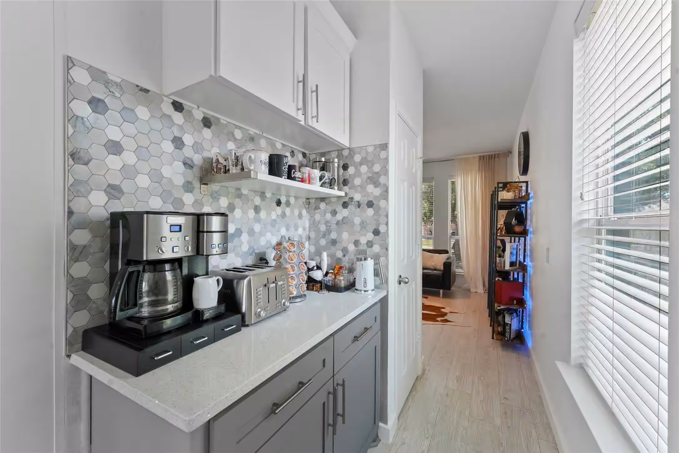 Photo 6 of 10522 Badger Canyon Drive, Houston, TX