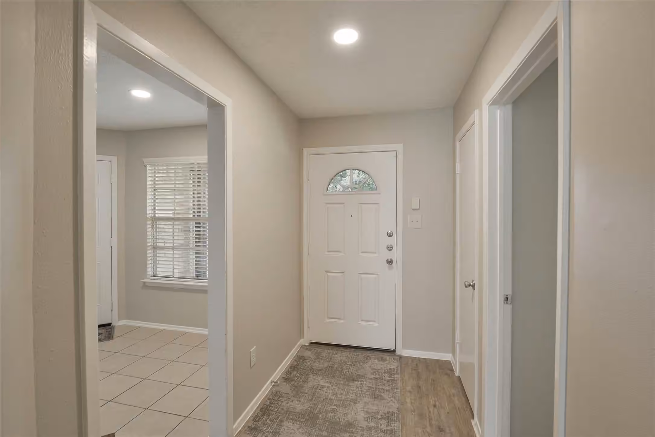 Photo 5 of 7211 Fuchsia Lane, Humble, TX
