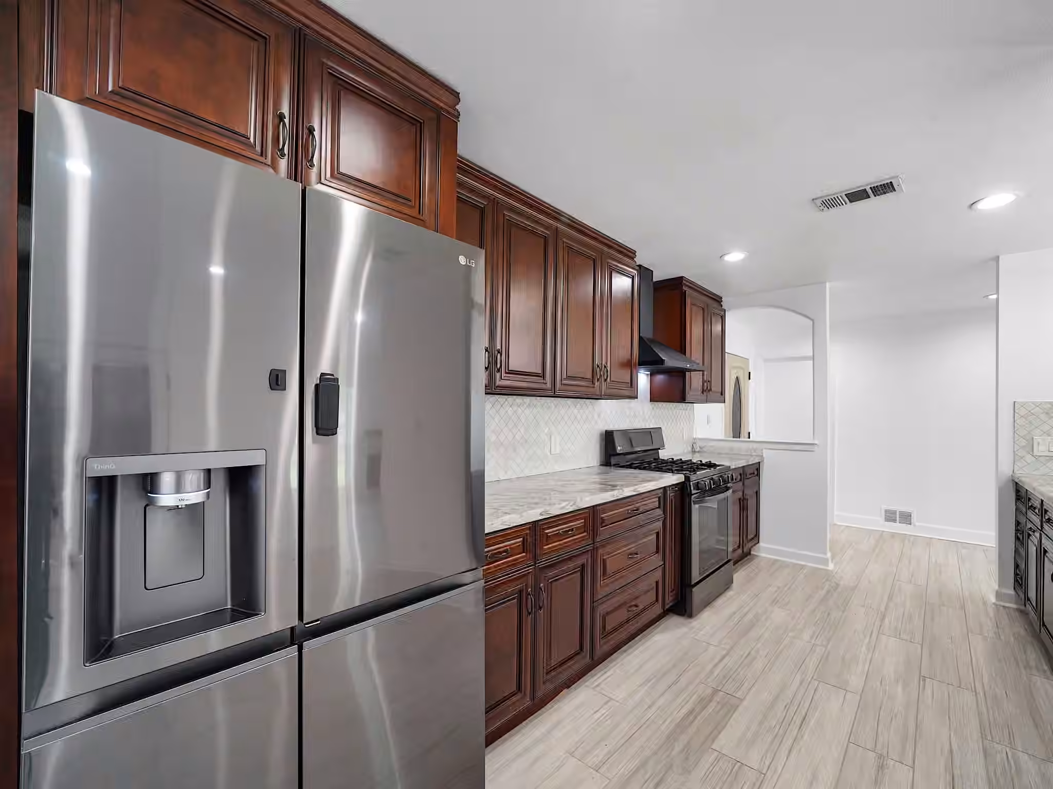 Photo 5 of 6719 Prairie Village Drive, Katy, TX