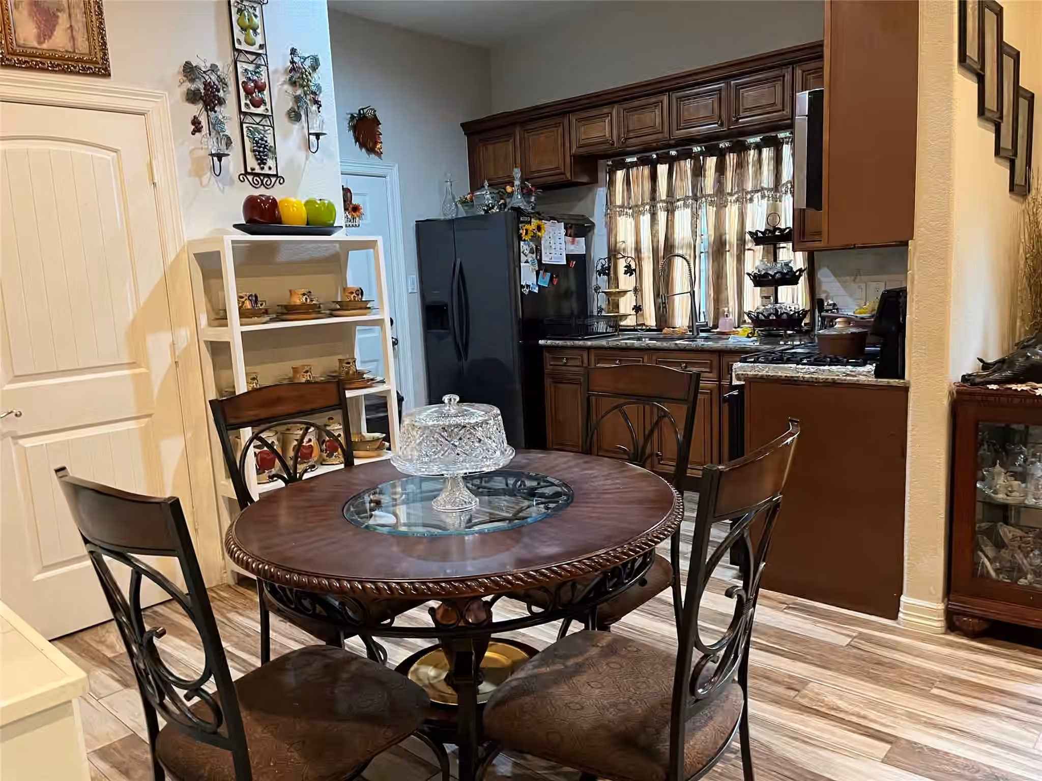 Photo 3 of 5630 Shreveport Boulevard, Houston, TX