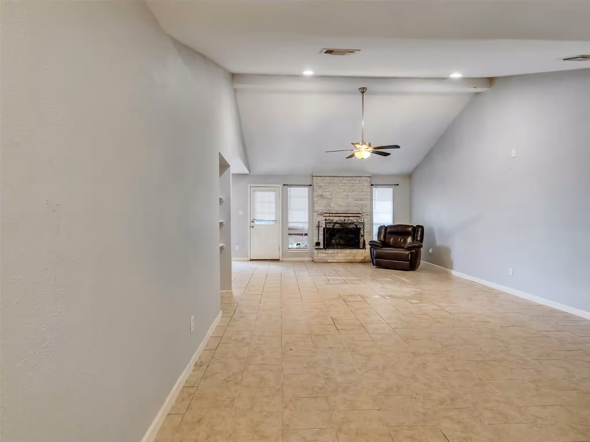 Photo 6 of 18726 Wood Glen Lane, Houston, TX