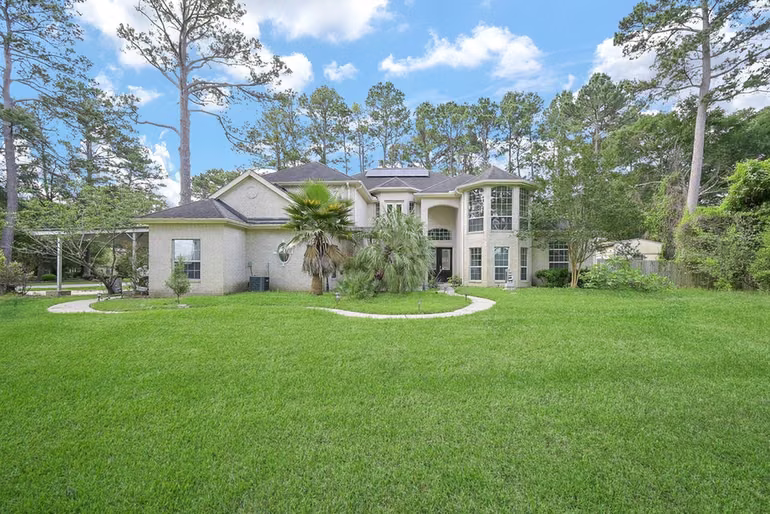 Photo of 11203 Cypress Way Drive, Houston, TX