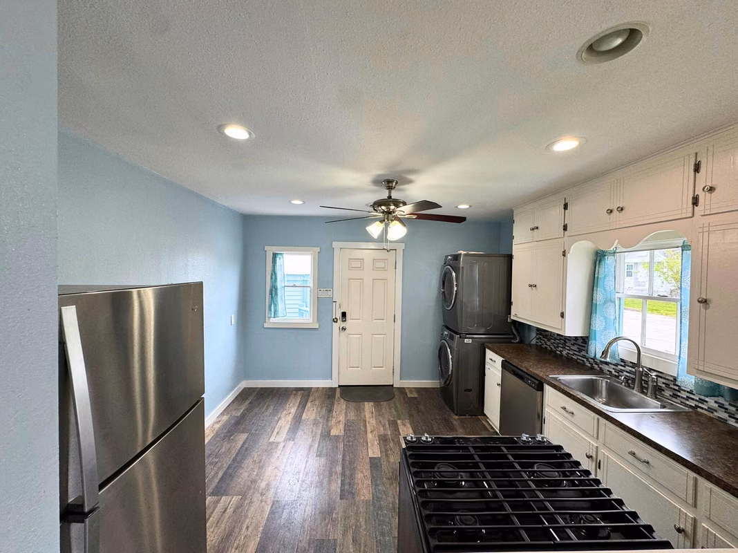 Photo 6 of 3727 Avenue L, Galveston, TX