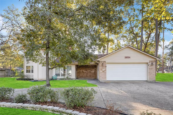 Photo 2 of 20534 Appaloosa Trail, Crosby, TX
