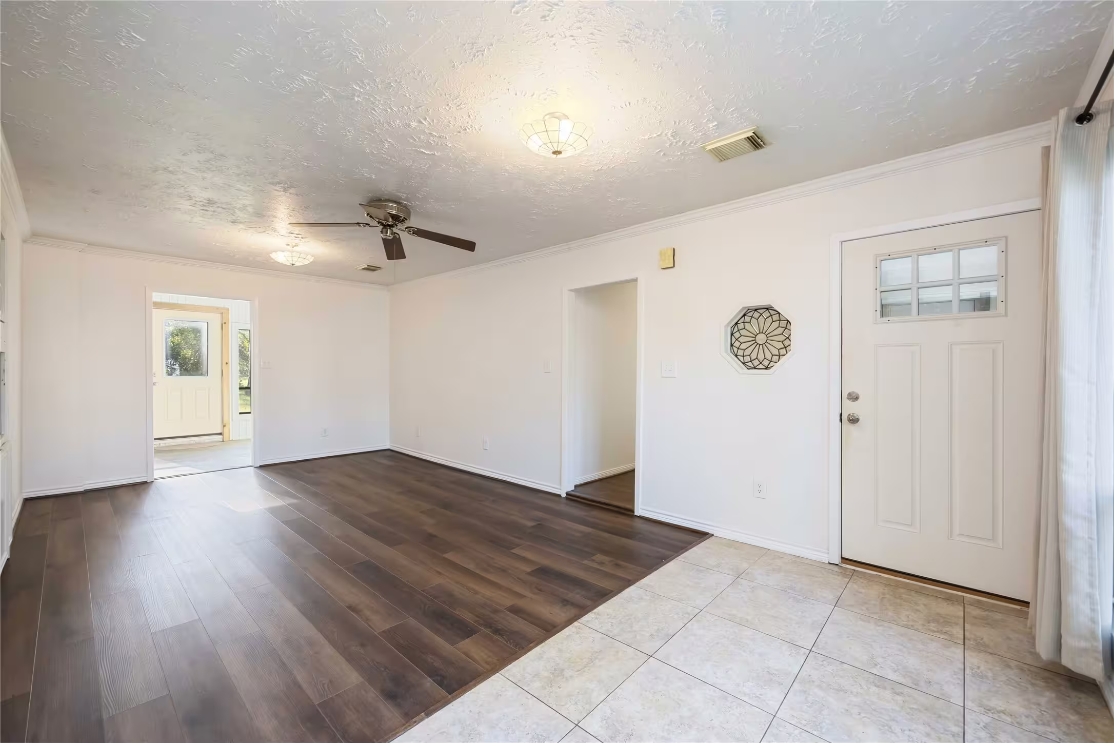 Photo 7 of 20534 Appaloosa Trail, Crosby, TX