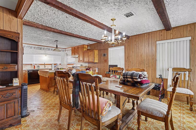 Photo 7 of 7833 Almeda Genoa Road, Houston, TX