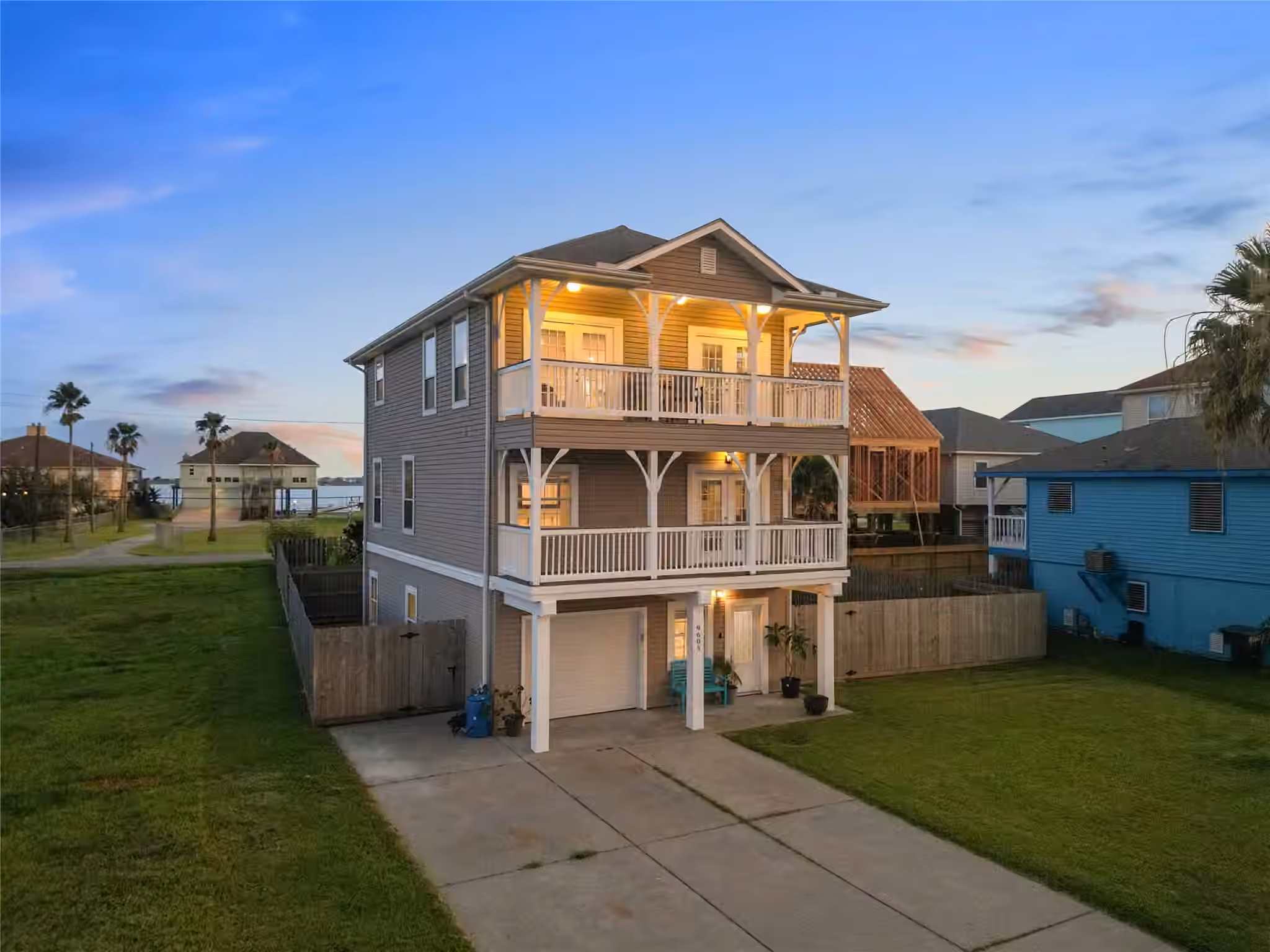 Photo 3 of 9605 Teichman Road, Galveston, TX