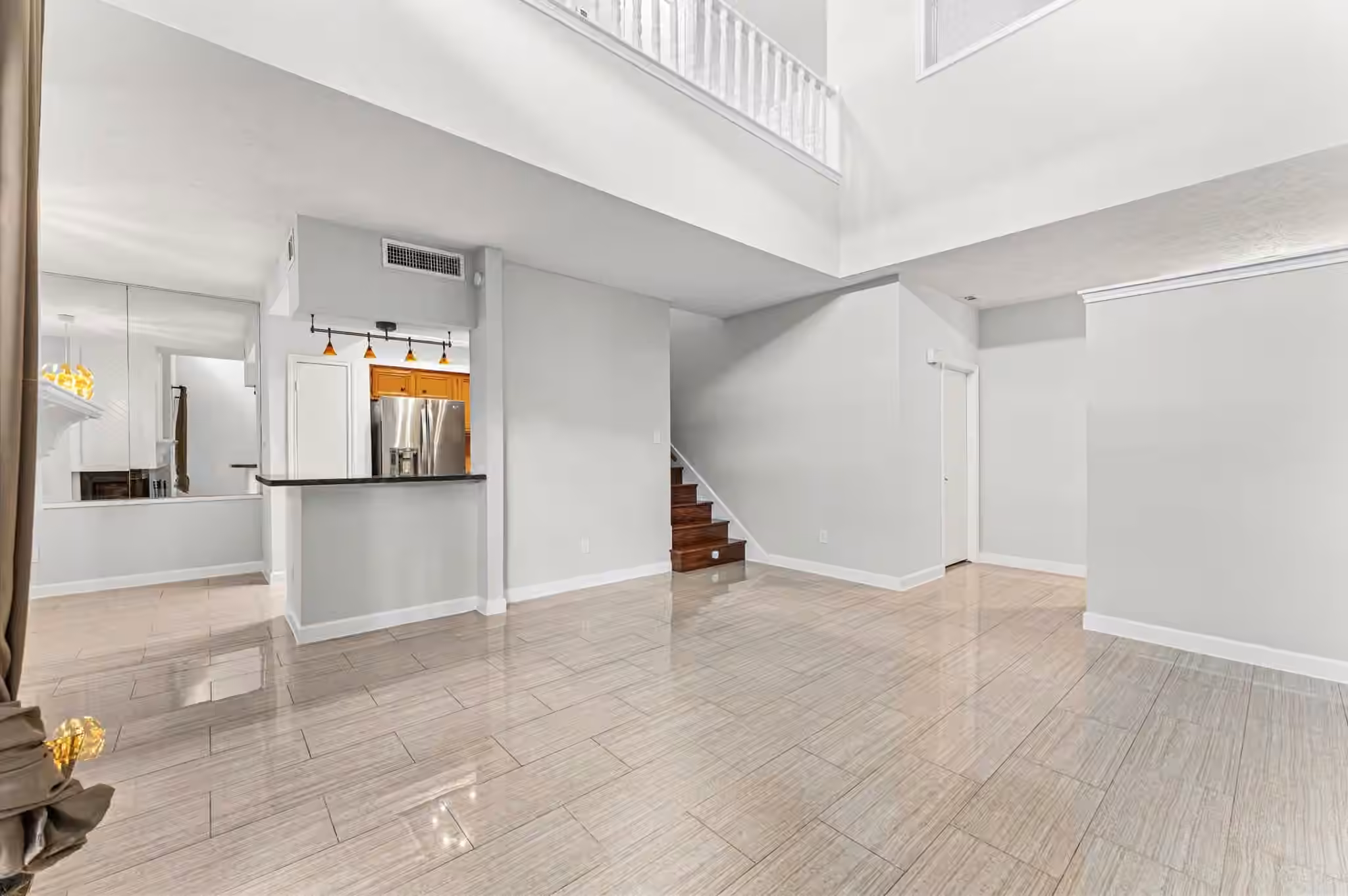 Photo 5 of 2220 Bering Drive 23, Houston, TX